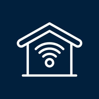 Modernes Fertighaus mit großen Fenstern und zeitgemäßer Architektur von BAUTENT